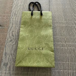 Gucci paper bag